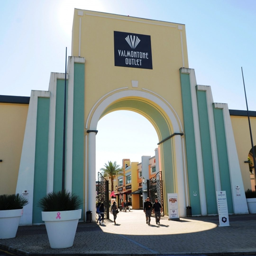 Valmontone Designer Outlet — luxury shopping tour from Rome with private NCC transfer